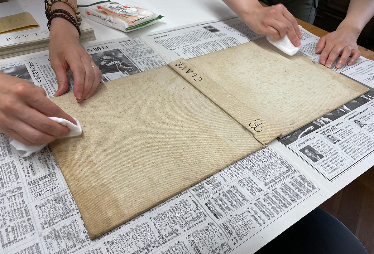 （写真2） | 新たな取り組み「修理の日」。画集の修理の記録 Vol. 2 - 京都大学図書館資料保存ワークショップ | 活版印刷研究所