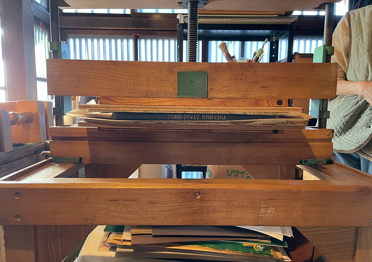 写真22 | ご依頼の本の修理作業記録 v.2 - 図書館資料保存ワークショップ | 活版印刷研究所