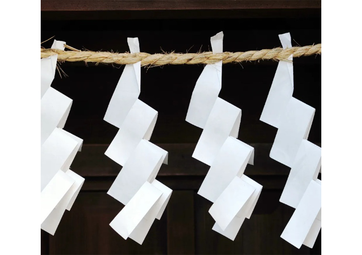 写真1 | 年明けの妄想（「神」と「紙」） - 平和紙業株式会社 | 活版印刷研究所
