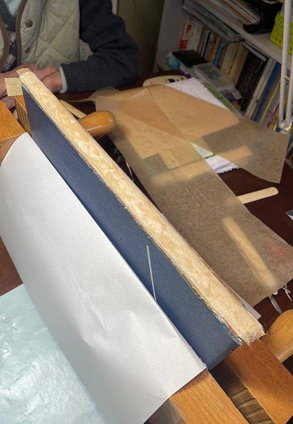 写真8 | ご依頼の本の修理作業記録 v.3 - 図書館資料保存ワークショップ | 活版印刷研究所