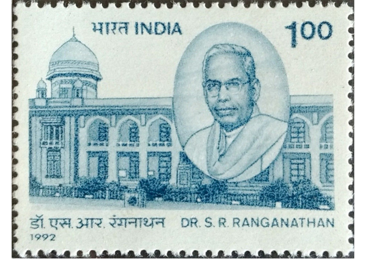 Every book its reader.（いずれの本にもすべて，その読者を。）